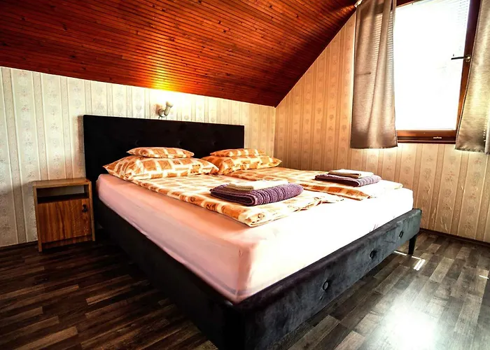 Appartamento In 45317 *